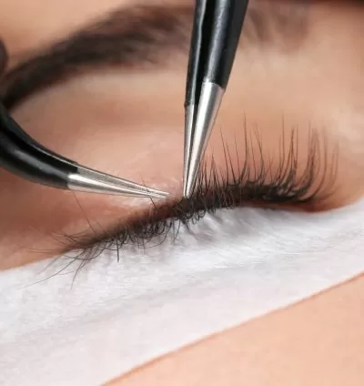 Eyelash Extensions & Lifting