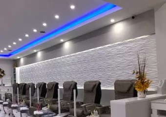 163 Nails & Pedi