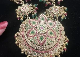 ThatPrettyGirl Boutique - Indian Jewelry & Sarees