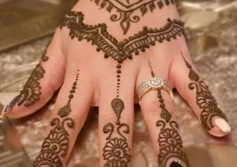 TRADITIONAL GLIMPSE