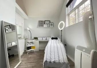Yippie's Lash Room
