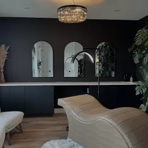 Aunyx Aesthetics Studio