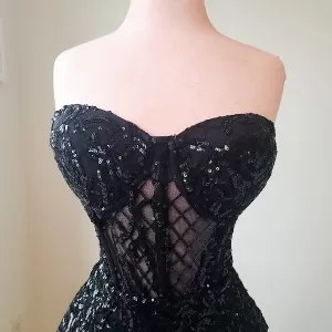 BeesButtons - Professional Fashion Design, Sewing and Alterations