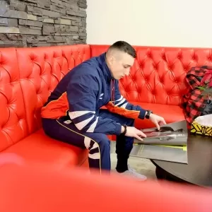 Cave man Barbershop
