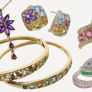 Custom Jewellery of Heart Lake
