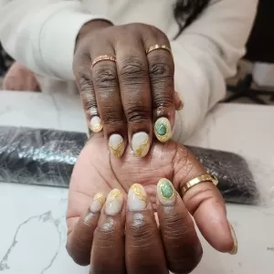 H&H Nail Spa