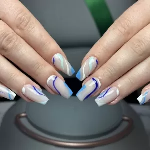 Hollywood Nails