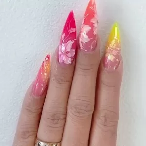 Icy Nails & Spa