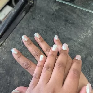 Idol Nails