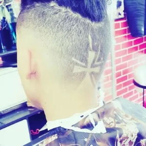 King Afro barbershop and hair salon