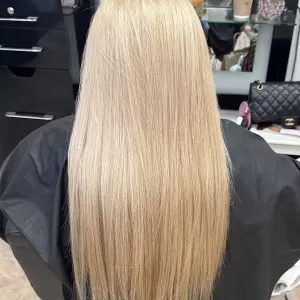 Liza Arsene | blonde highlights haircut colour