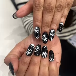 Luxe Nail Bar YYC