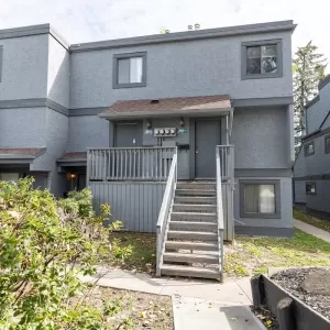 Queen's Park Townhomes