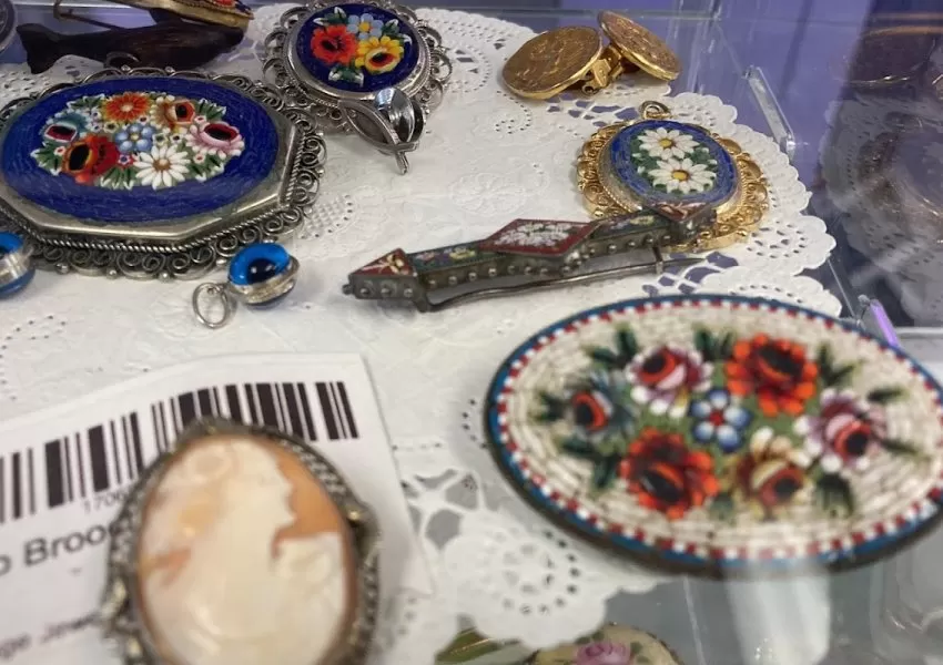 Gallery Image 1
